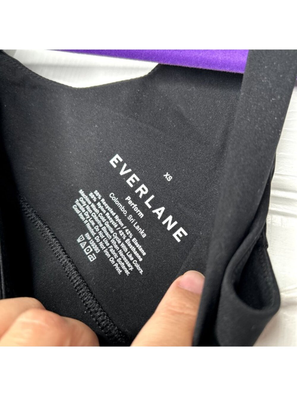 Everlane Perform Black Scoop Neck Sports Bra Women's Size X-Small XS - Picture 5 of 7